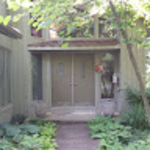 Meet your Posher, Maxine